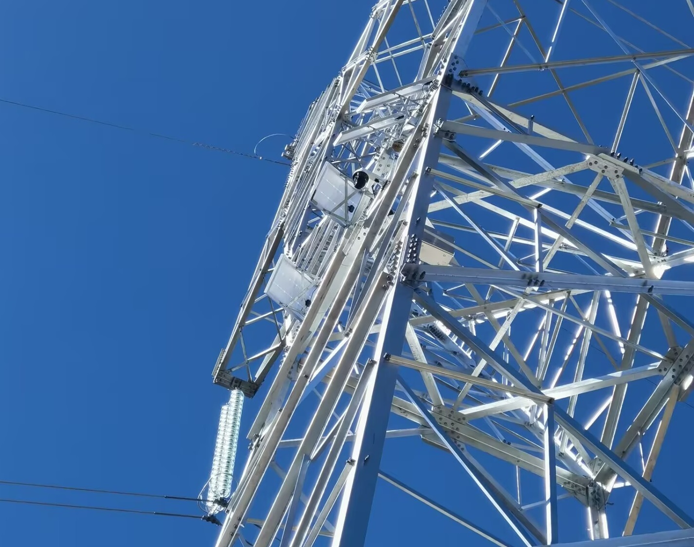 特力康輸電線(xiàn)路山火在線(xiàn)監(jiān)測(cè)裝置